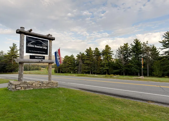 Hotels with a view Cobble Mountain Lodge